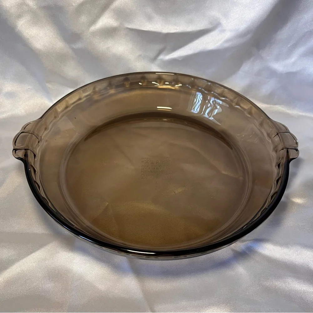 Vintage • Amber Pyrex Pie Plate #229